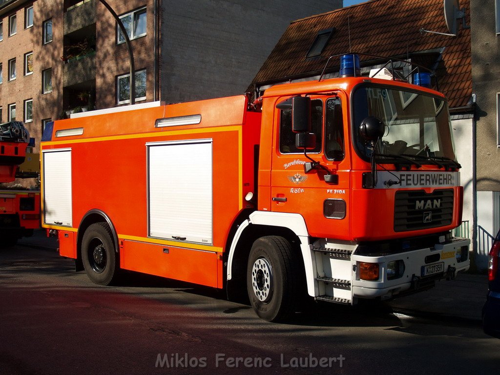 Feuer Koeln Muelheim Steinkaulerstr P02.JPG